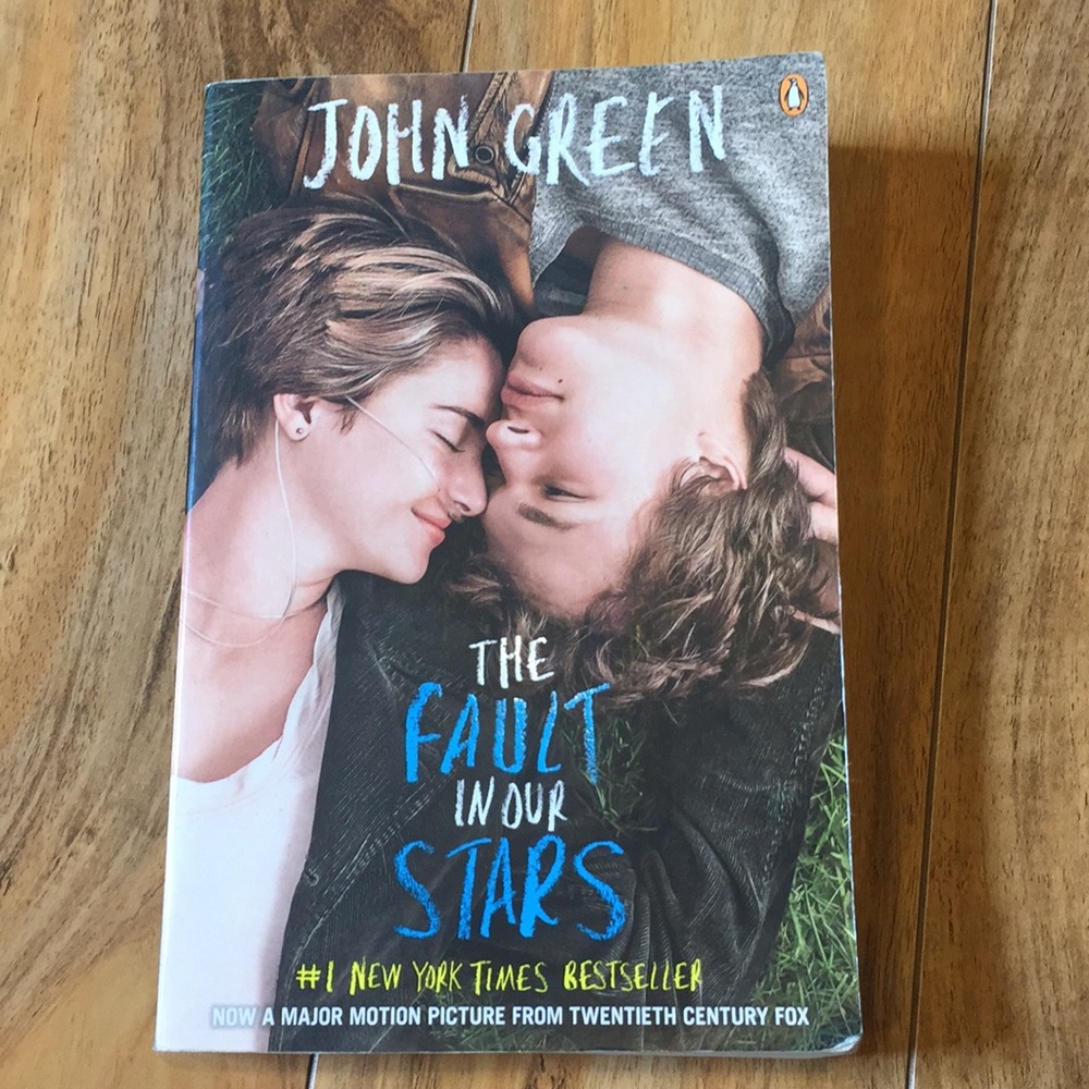 The fault in our stars by John Greene book